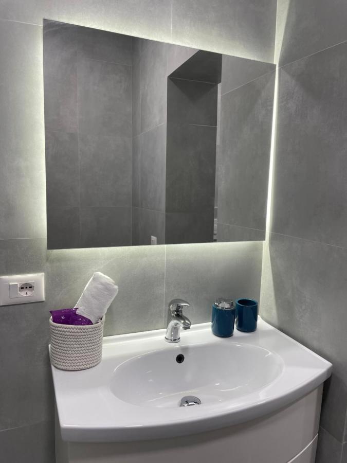 Lovely Apartment Tirana Buitenkant foto