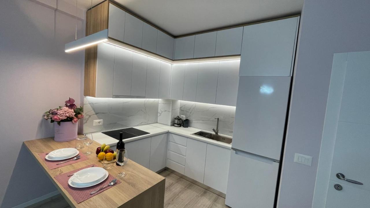 Lovely Apartment Tirana Buitenkant foto