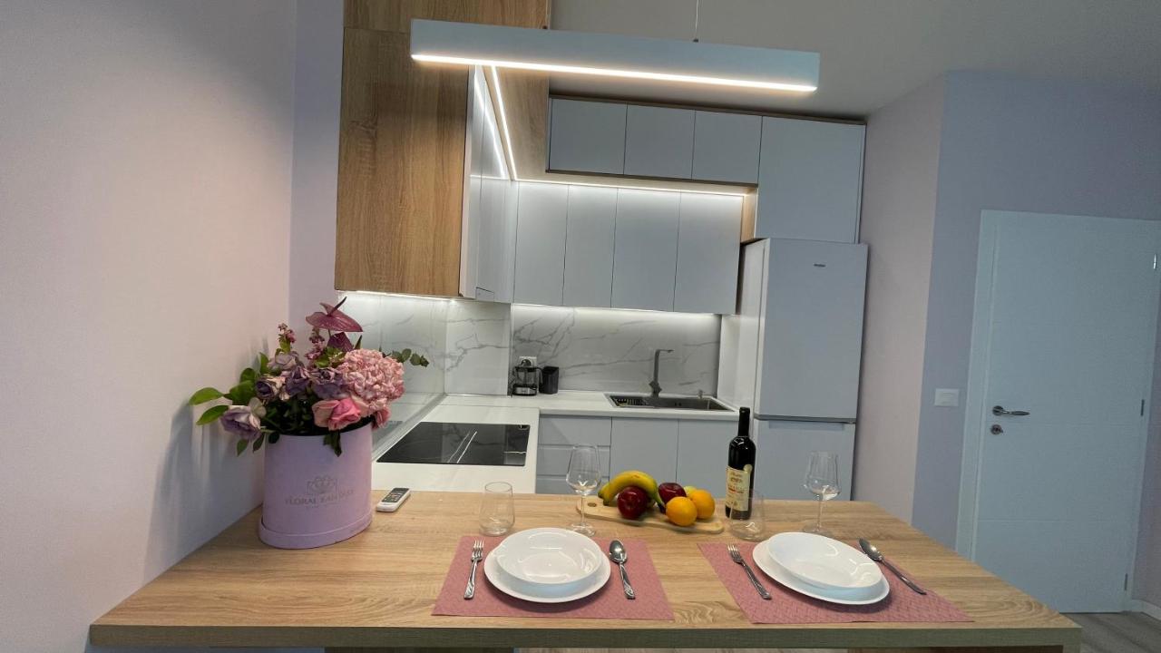 Lovely Apartment Tirana Buitenkant foto