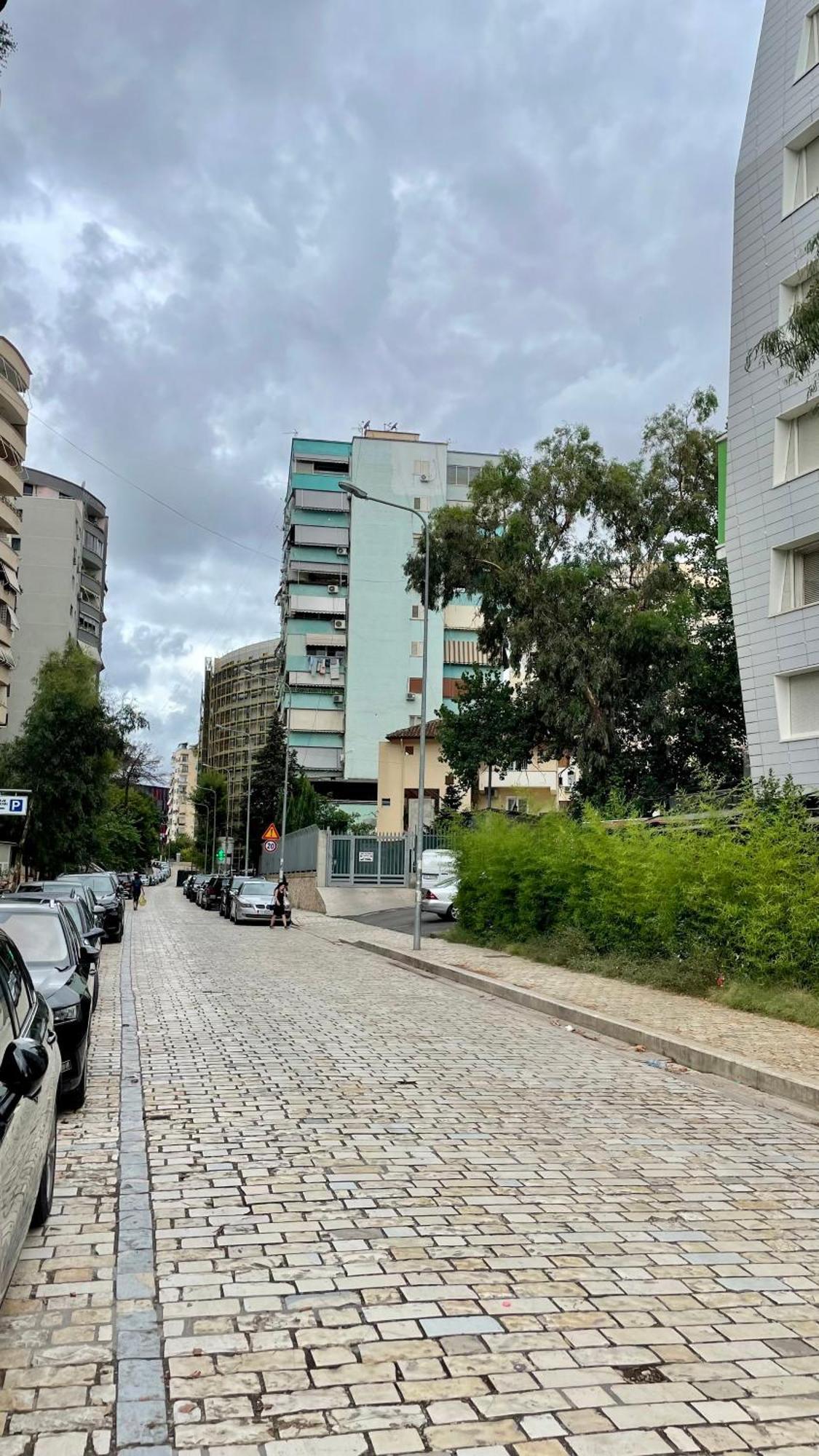 Lovely Apartment Tirana Buitenkant foto